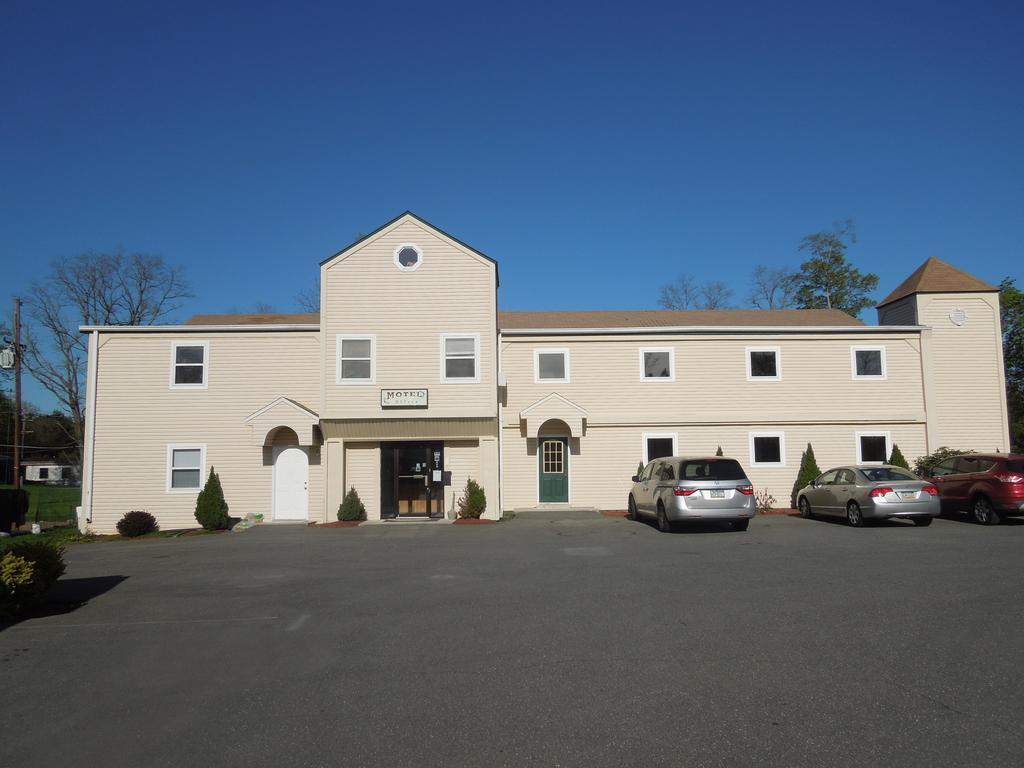 斯特劳兹堡价值东酒店 Marshalls Creek 外观 照片